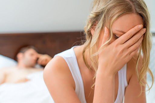 Sau sinh bị khô hạn nên bổ sung gì tốt nhất cho cô bé