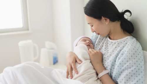 Sau sinh nên bổ sung Vitamin gì an toàn, tốt nhất